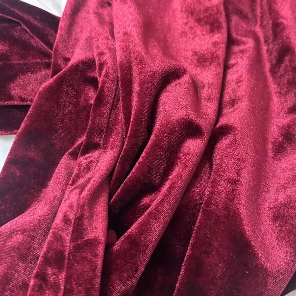 FASHION NOVA NWT Medium Velvet Formal Embellished Women's Maroon Wine Red Dress - Picture 5 of 5